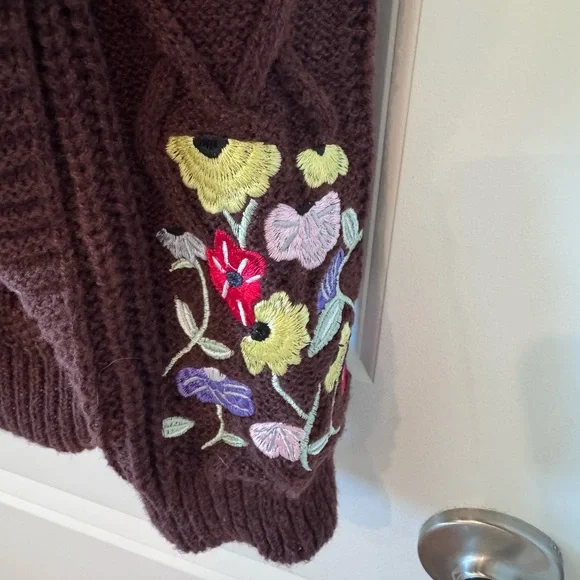 Taylor Swift Eras Tour Brown Cable Knit Cardigan with Floral Sleeve Embroidery - Picture 4 of 5